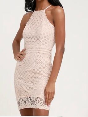 Lulus Lace Halter Bodycon Dress in Blush new